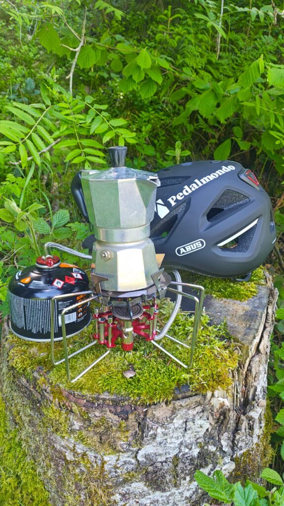 Traveling around Switzerland cheaply by bike